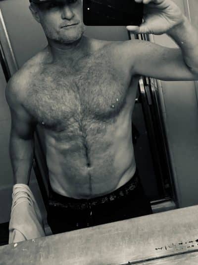 An image in Liam's male escort portfolio
