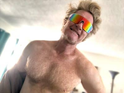 An image in Liam's male escort portfolio