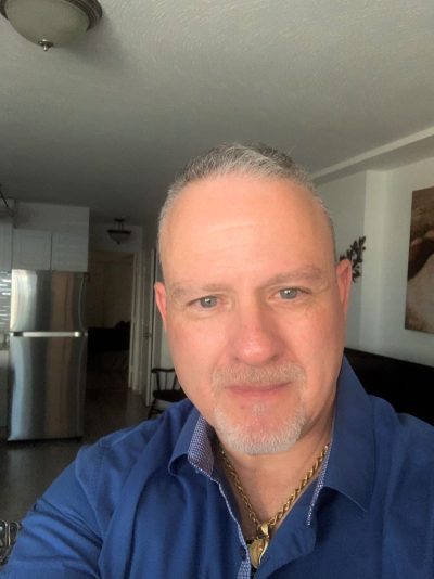An image in Richard S's male escort portfolio