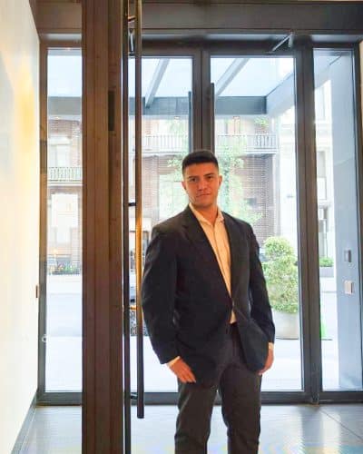 An image in Danny's male escort portfolio
