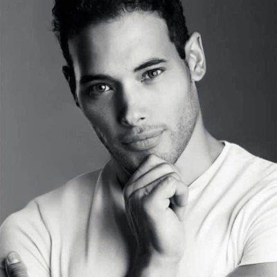 An image in Alexandro's male escort portfolio