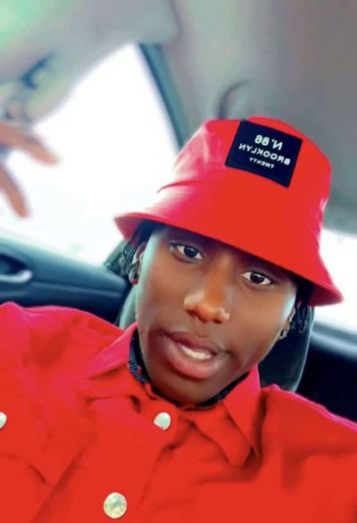 An image in Malik's male escort portfolio