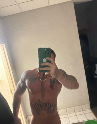 An image in Benny's male escort portfolio