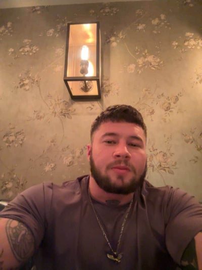 An image in Benny's male escort portfolio