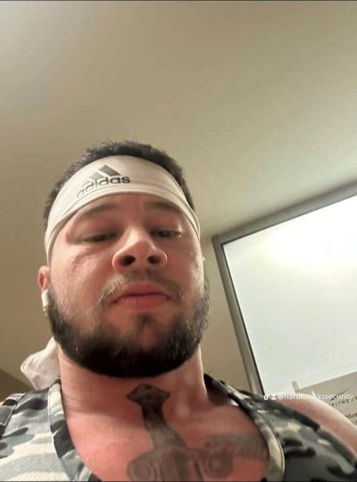 An image in Benny's male escort portfolio