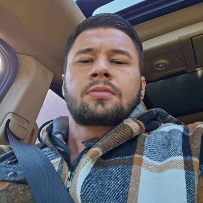 An image in Benny's male escort portfolio