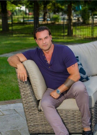 An image in Steve's male escort portfolio