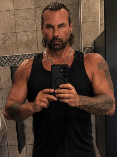 An image in Steve's male escort portfolio