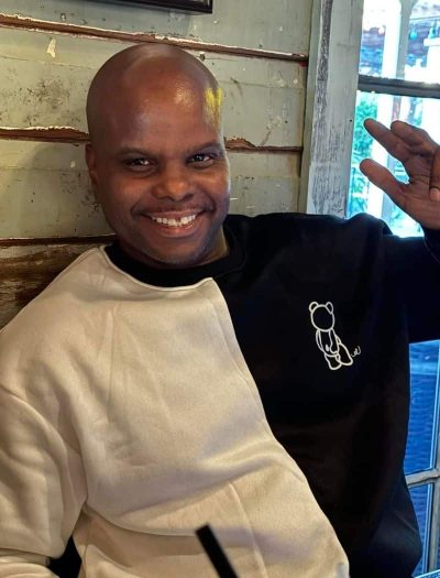 An image in Taveras's male escort portfolio