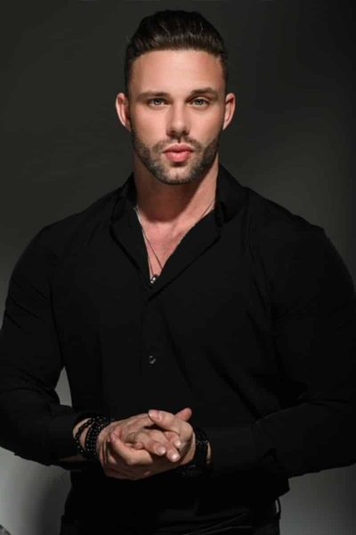 An image in Evan's male escort portfolio
