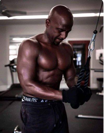 An image in Mike's male escort portfolio