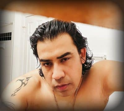 An image in Jeet's male escort portfolio