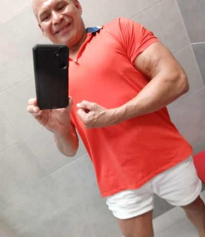 An image in Marcos's male escort portfolio