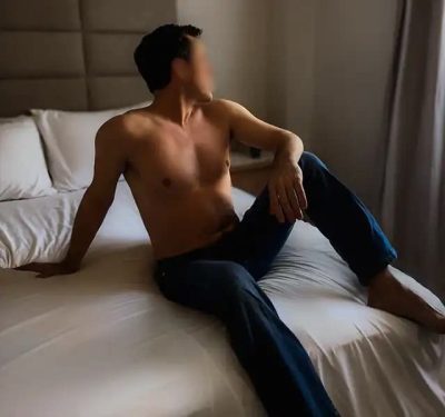 An image in Nick's male escort portfolio
