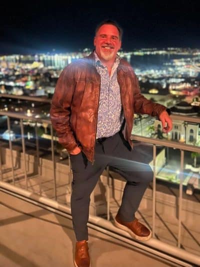 Male Escort James