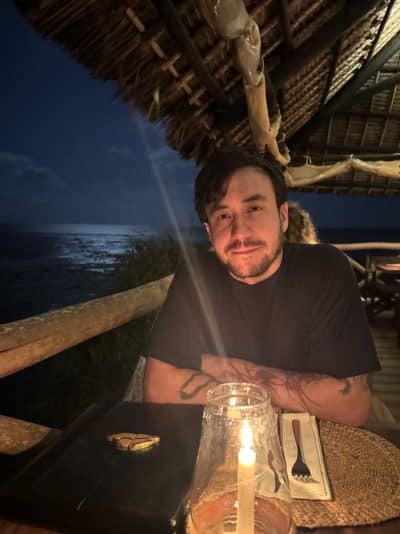 An image in Alex's male escort portfolio