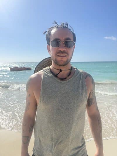 An image in Alex's male escort portfolio