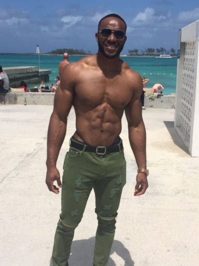 An image in Dominic's male escort portfolio