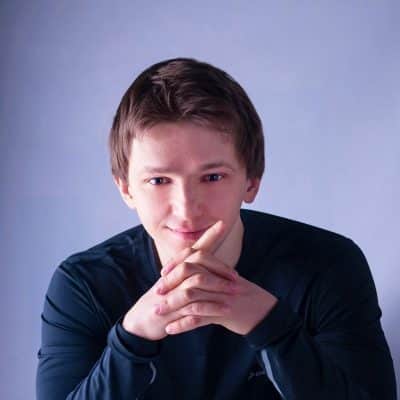 Male Escort Victor
