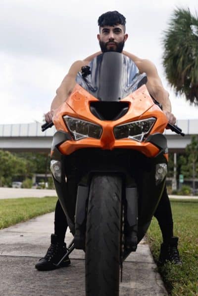 An image in Eddie's male escort portfolio