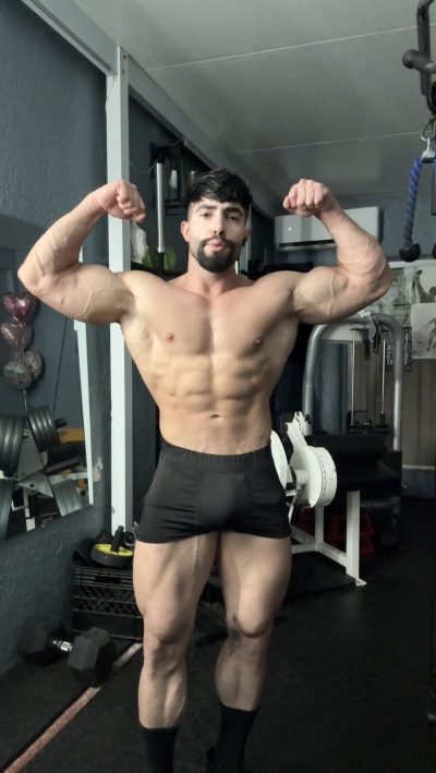An image in Eddie's male escort portfolio