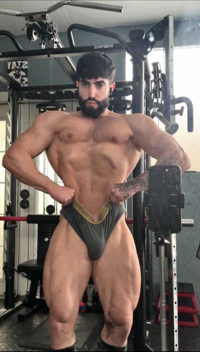 An image in Eddie's male escort portfolio