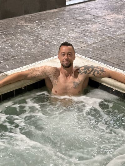 An image in Jesse Stone's male escort portfolio
