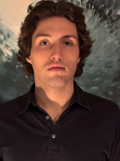 An image in Damian's male escort portfolio