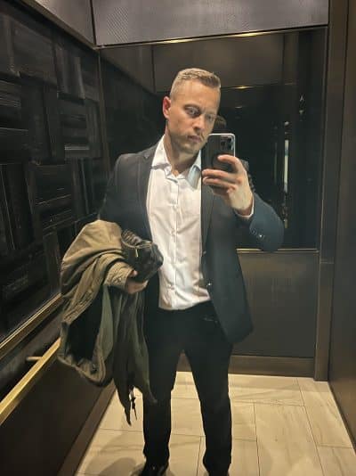 An image in Maximus's male escort portfolio