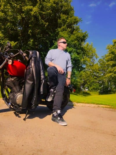 An image in Miclo's male escort portfolio