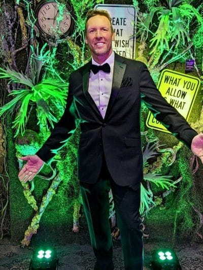 An image in Rowls's male escort portfolio