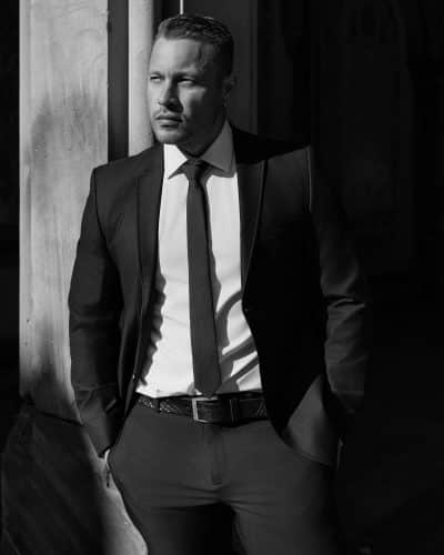 An image in Maximus's male escort portfolio