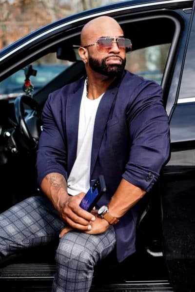 An image in Kenny's male escort portfolio