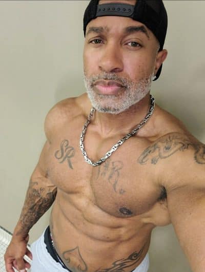 An image in Kenny's male escort portfolio