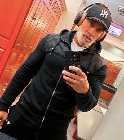 An image in Kenny's male escort portfolio