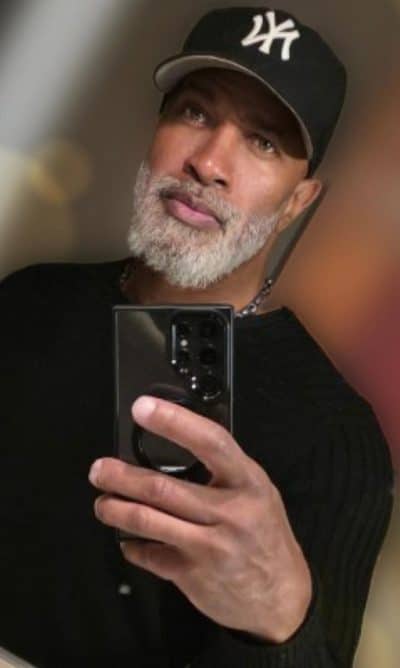 An image in Kenny's male escort portfolio