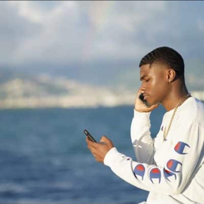 An image in LJ's male escort portfolio