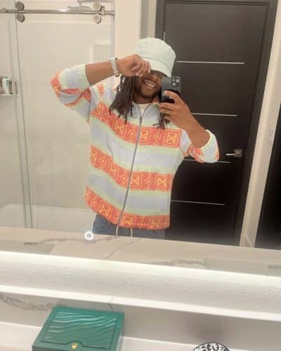 An image in Tommy's male escort portfolio