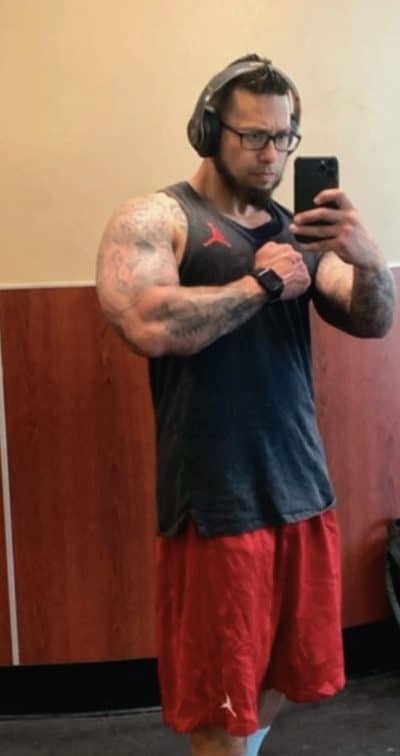 An image in El Rey's male escort portfolio