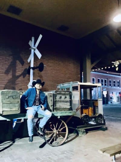 An image in Rolando's male escort portfolio