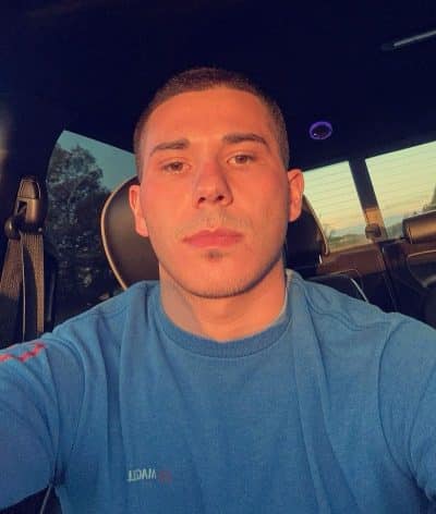 An image in Bry's male escort portfolio