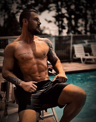 An image in Jax's male escort portfolio