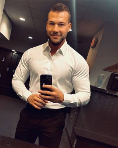 An image in Jax's male escort portfolio