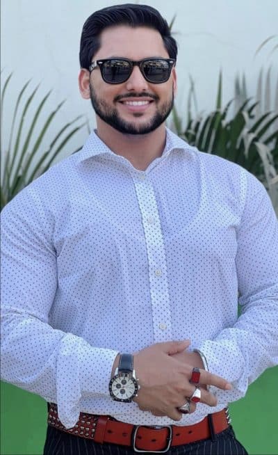 An image in Masud's male escort portfolio