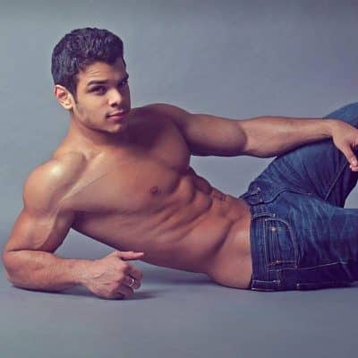 An image in Alonzo's male escort portfolio