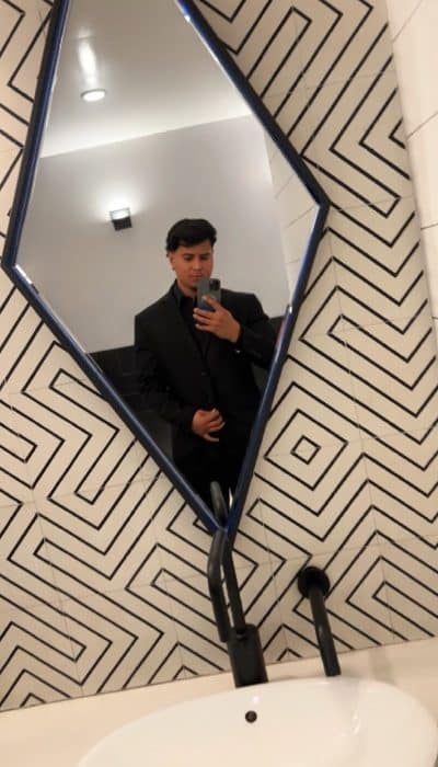 An image in Jay's male escort portfolio