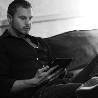 An image in John's male escort portfolio