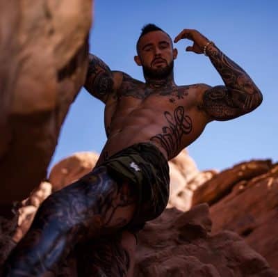 An image in Xander's male escort portfolio