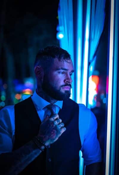 An image in Xander's male escort portfolio