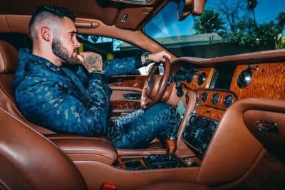 An image in Xander's male escort portfolio